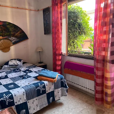 Bed & Breakfast Nature Et Relax Triple Et Parties Communes Salle De Bain Cuisine Jardin Barbecue Convivialite Valras-Plage