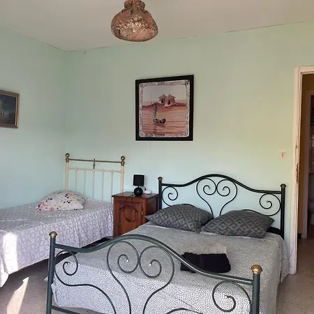 Bed & Breakfast Nature Et Relax Triple Et Parties Communes Salle De Bain Cuisine Jardin Barbecue Convivialite Valras-Plage